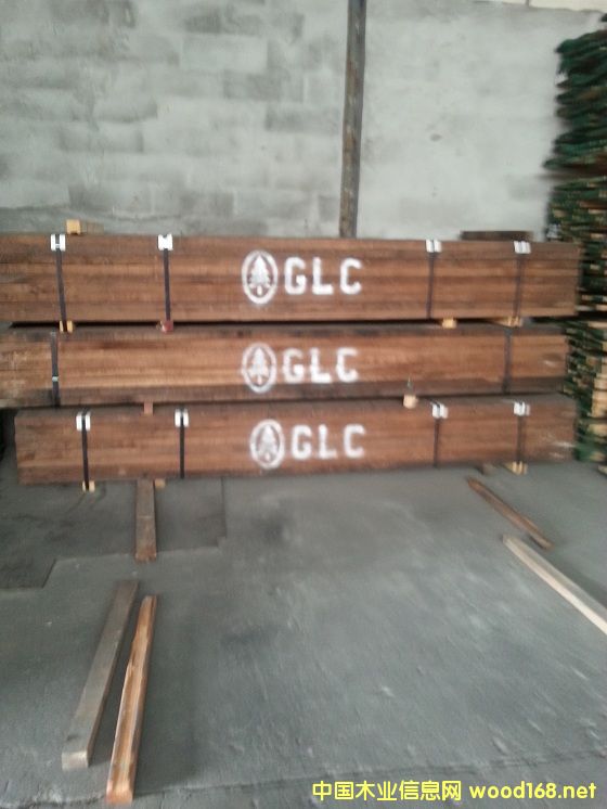 �c���鿴�ں��ҷŴ�DƬ