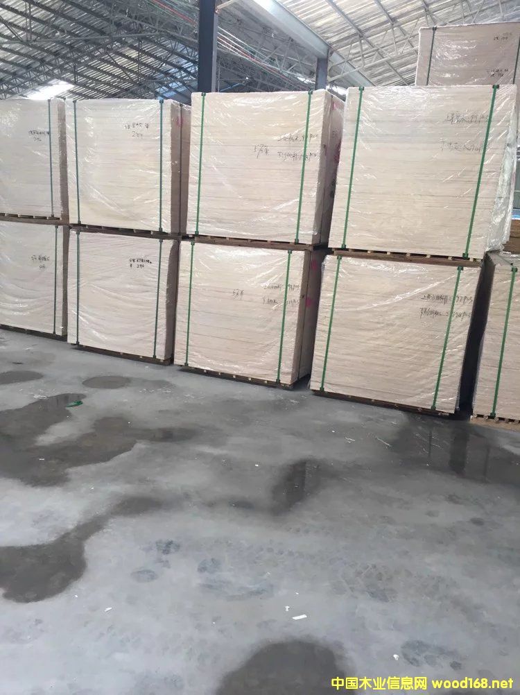 �c(di��n)���鿴�����b�.�Ŵ�DƬ