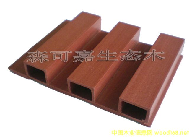 �h����������һ�����x�񣬾��xɭ�ɼ�PVC�L�ǰ幝�ܽ���