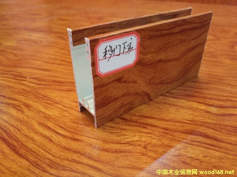 �X�Ͻ𾀗l��Ԕ����B