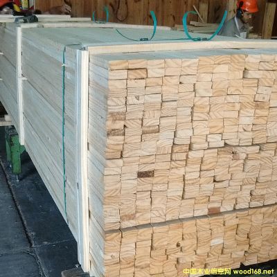 ����͢�؃r��ľ��Ԕ����B