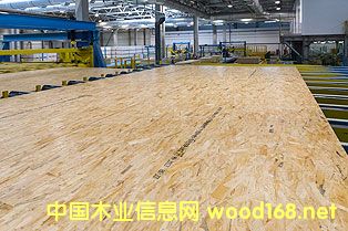 �c(di��n)���鿴OSB�Ŵ�DƬ