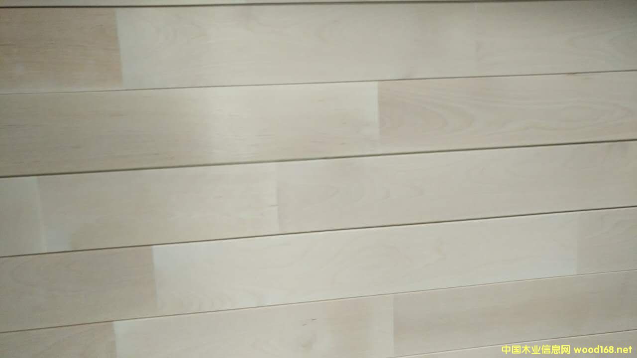 ɫľ��ľ�w���ذ�