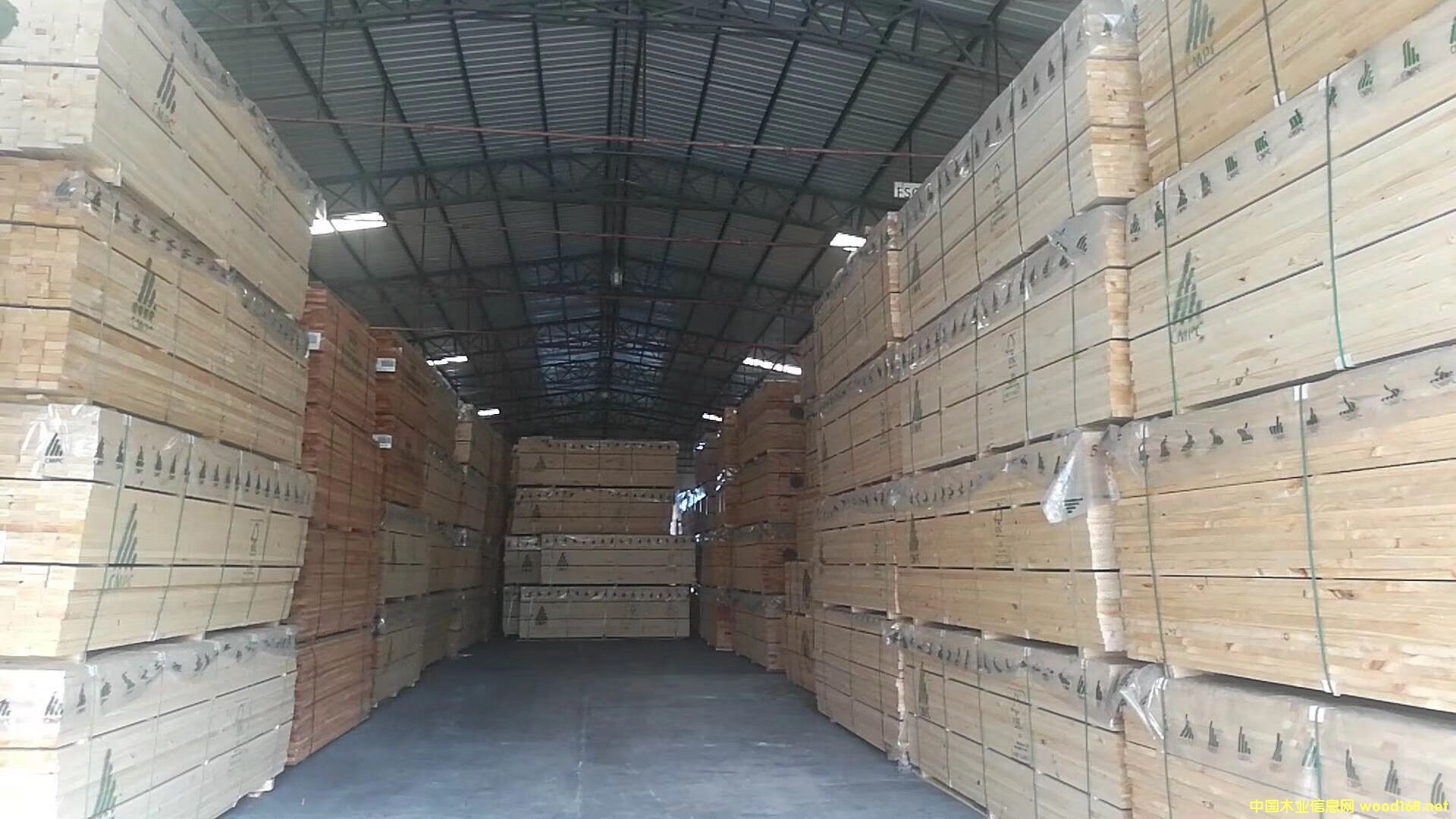 ���򾀗l���M����ľ��Ԕ����B