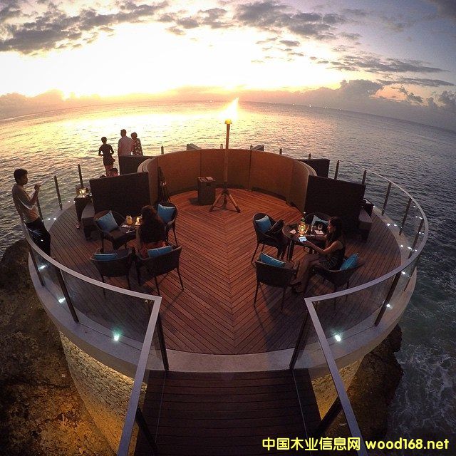 ���̰���