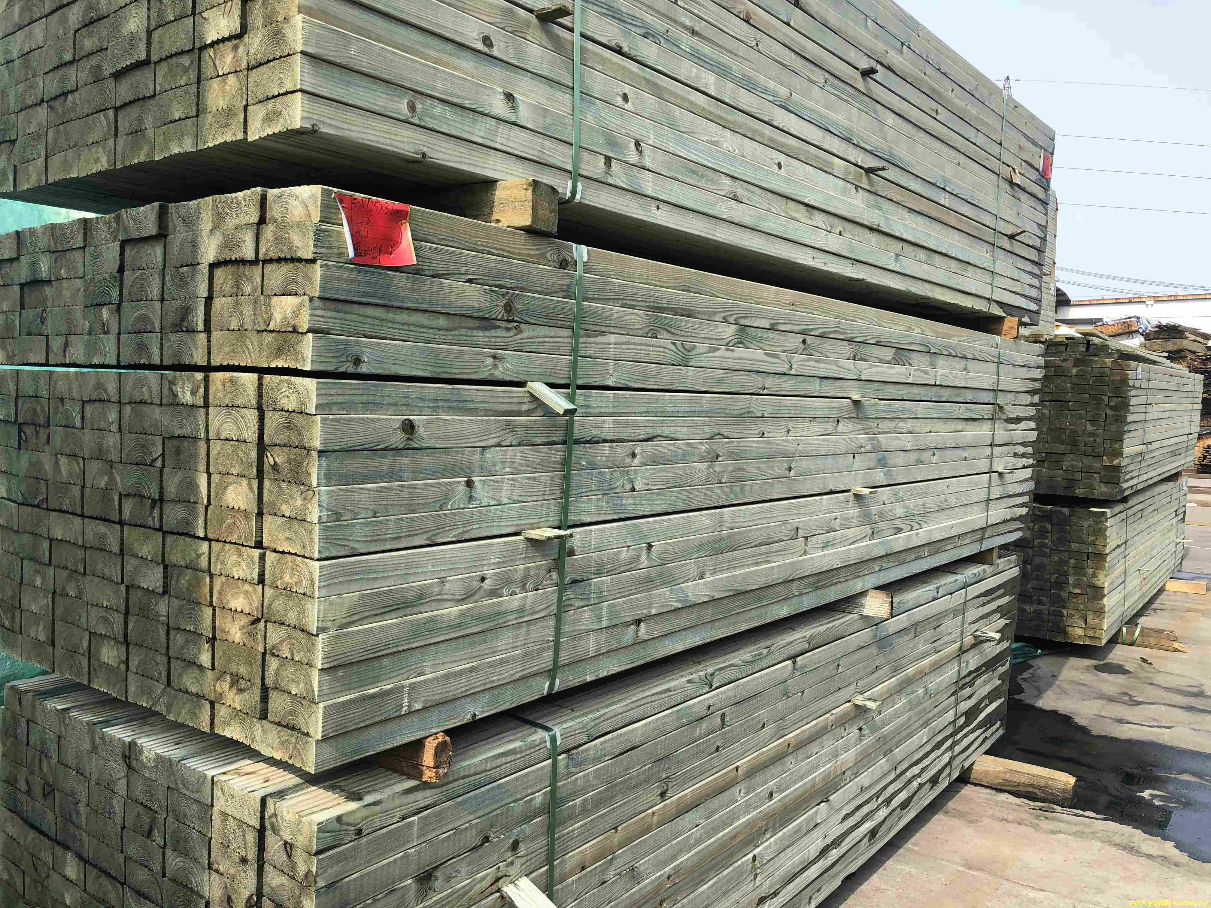 �Ϸ��Ɉ�(b��o)�r(ji��) ̫�}�Ϸ��ɏS��