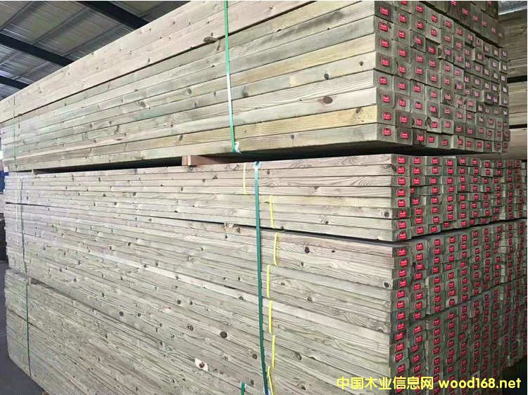 ���mľ�r��  ���mľ�S��