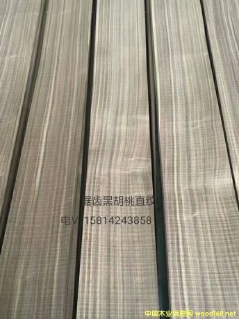 ���|��Ȼ��X�ں���ֱ�yľƤ