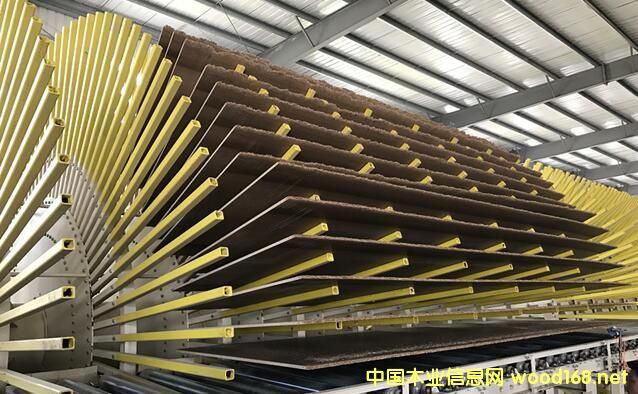 �����M�ľ��|�ٻ����B�m���C���a���͹�ˇ���g