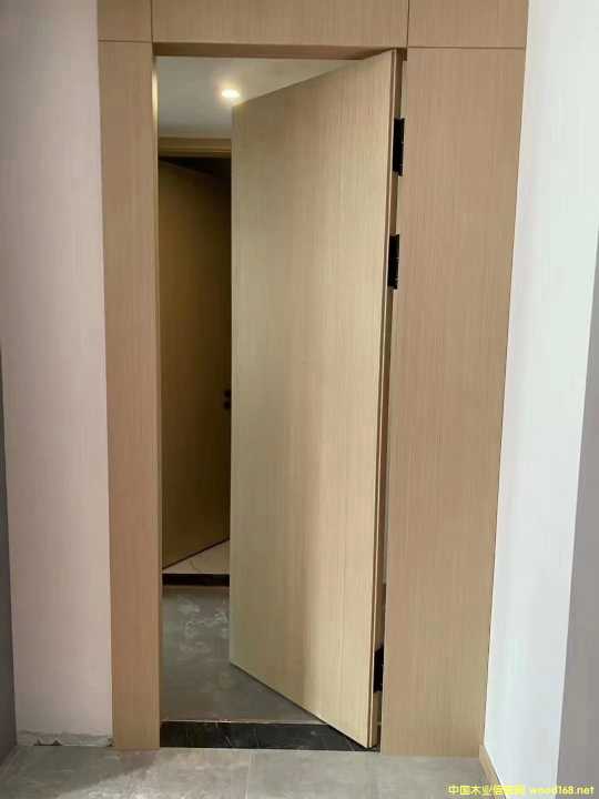 ��Ȼľ����[���T�b�