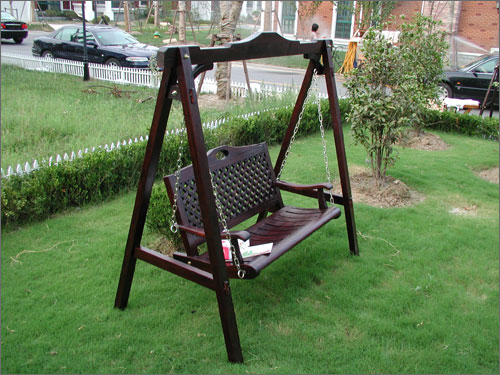 ��ľ��ǧ SQUARE LOG SWING