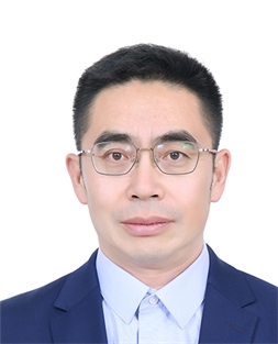 總經理高瑞